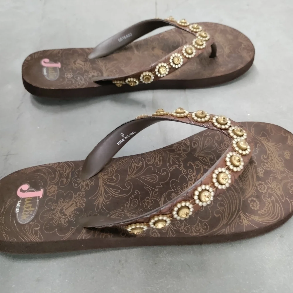 Justin Woman's flip flops
